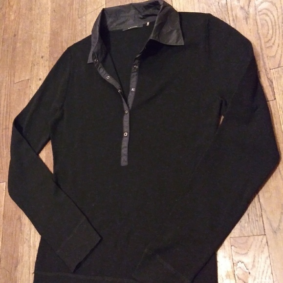 Elie Tahari Sweaters - {Elie Tahari} 100% Wool Pullover Sweater